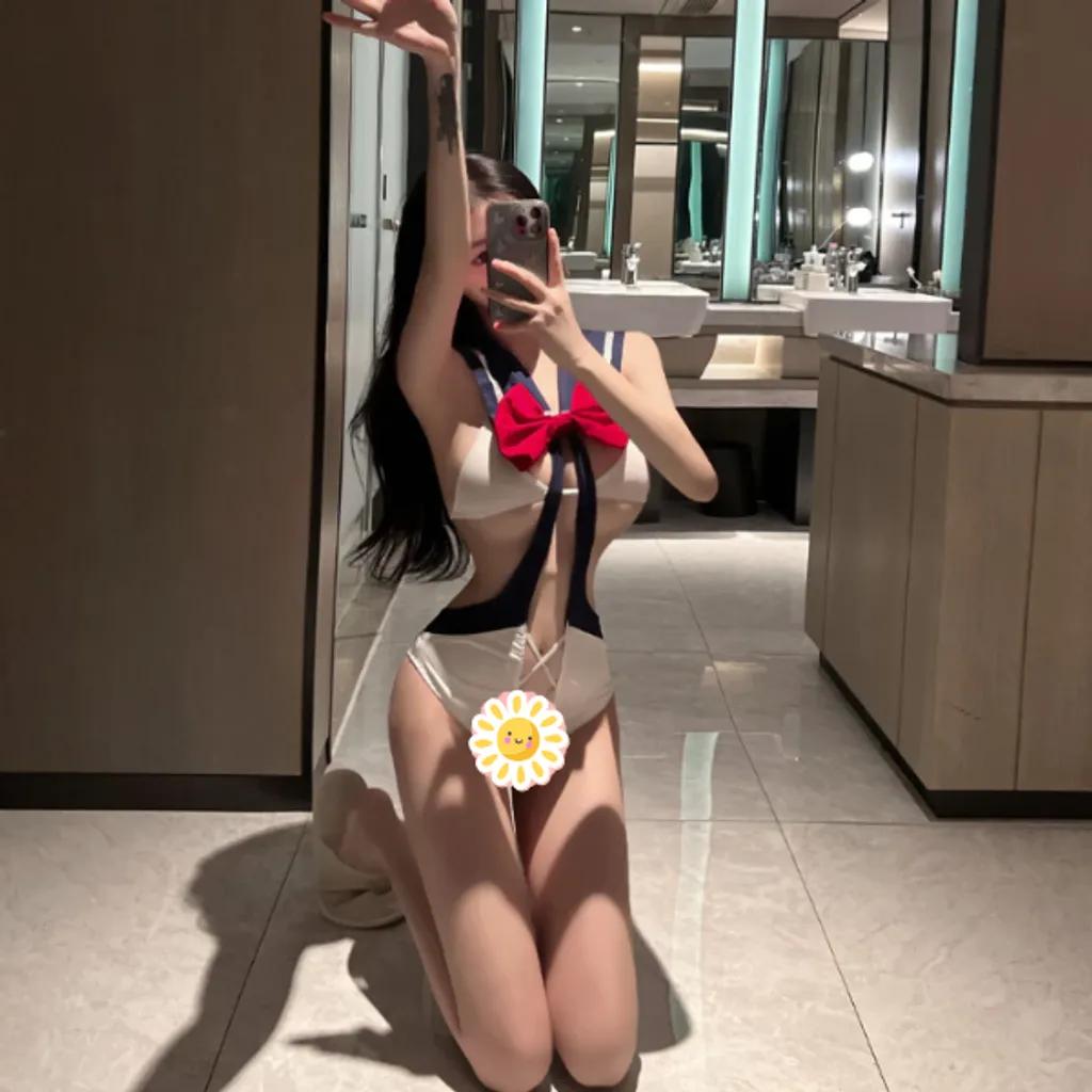 Bodysuit học sinh liền thân phối nơ đỏ xinh dễ thương đồ cosplay thủy thủ xanh 1 mảnh hở lưng gợi cảm N927