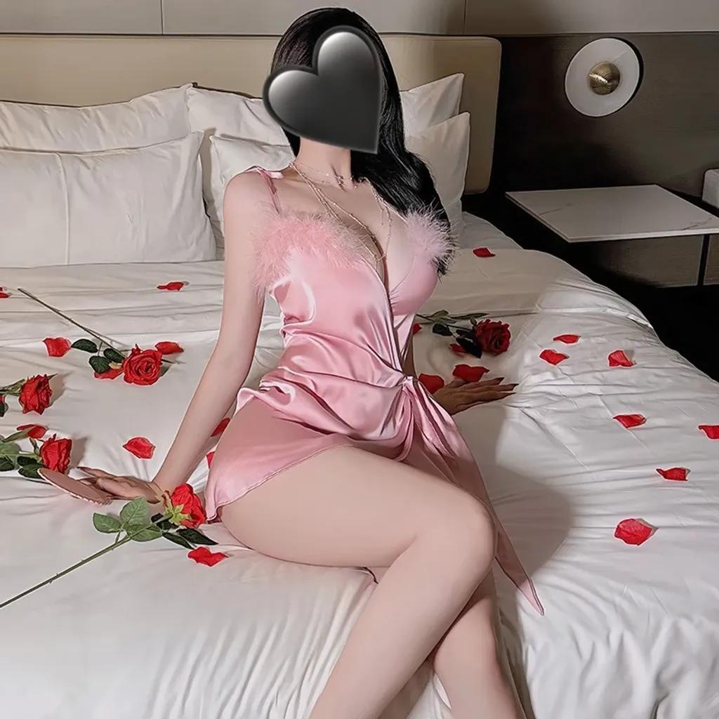 Váy ngủ sexy lụa cổ viền lông xẻ ngực sang chảnh gợi cảm đầm 2 dây mặc cột hông tặng chip quyến rũ N205