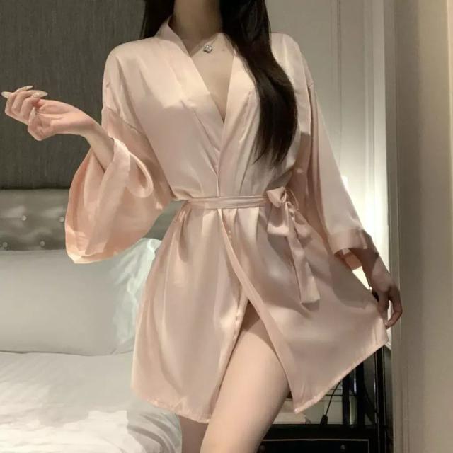 Váy ngủ sexy cánh bướm kèm đệm lót gợi cảm sang chảnh đầm mặc nhà lụa xòe tôn dáng quyển rũ  N134