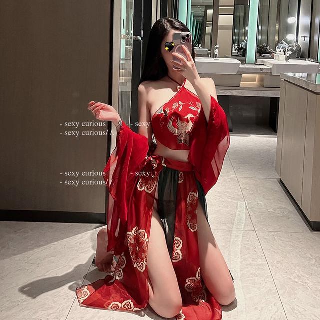 Đồ cosplay cổ trang Trung Hoa họa tiết hoa cao cấp set Hán phục áo yếm kèm khăn choàng tặng chip lọt khe gợi cảm N794