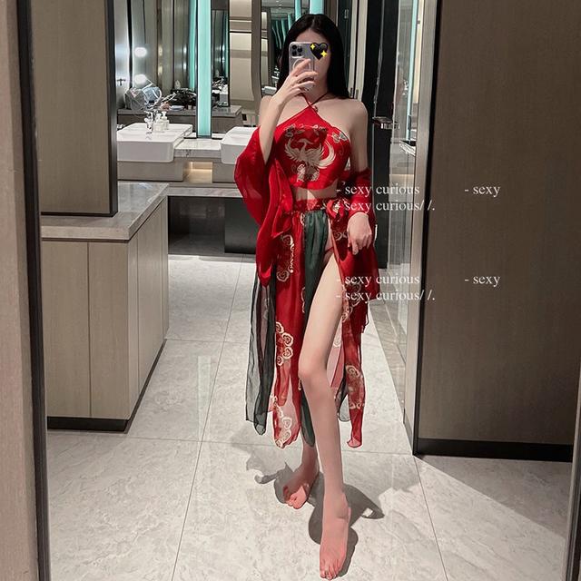Đồ cosplay cổ trang Trung Hoa họa tiết hoa cao cấp set Hán phục áo yếm kèm khăn choàng tặng chip lọt khe gợi cảm N794