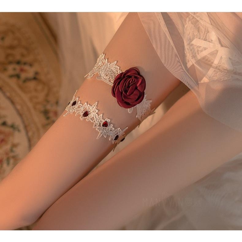 Vòng chân ren hoa hồng đen trắng đáng yêu gợi cảm choker đùi rose phối đồ cosplay sexy quyến rũ  T509
