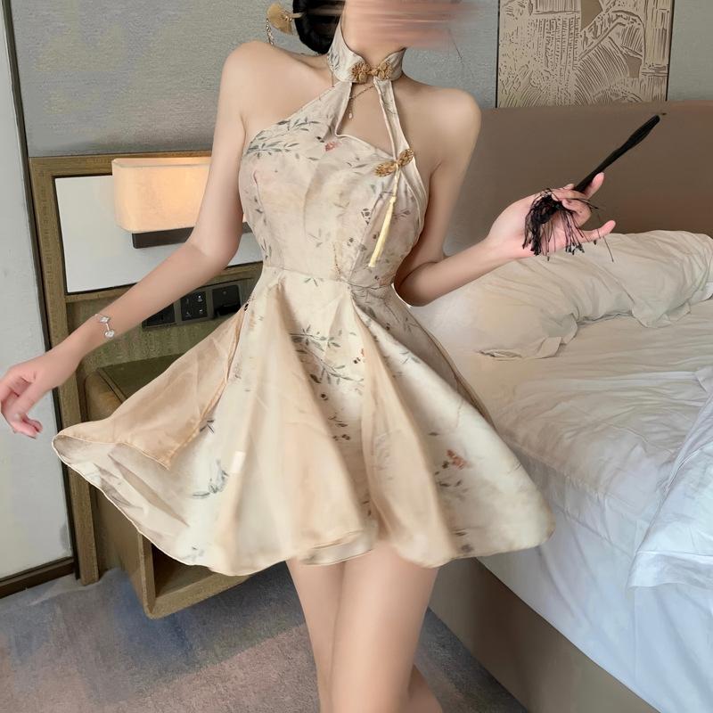 Sườn xám cách tân cổ tàu in hoạ tiết hở lưng sexy gợi cảm cosplay cổ trang trung hoa cổ điển thanh lịch  N582