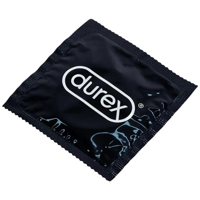 Bao cao su Durex Performa chứa nhiều gel làm mát, kéo dài thời gian quan hệ (3 cái)