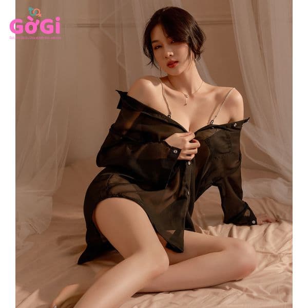 Áo sơ mi xuyên thấu đầy quyến rũ