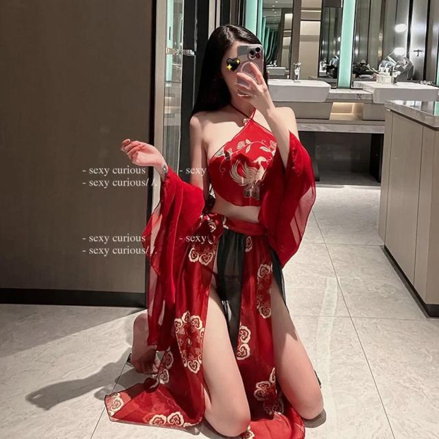 Đồ cosplay cổ trang Trung Hoa họa tiết hoa cao cấp set Hán phục áo yếm kèm khăn choàng tặng chip lọt khe gợi cảm N794
