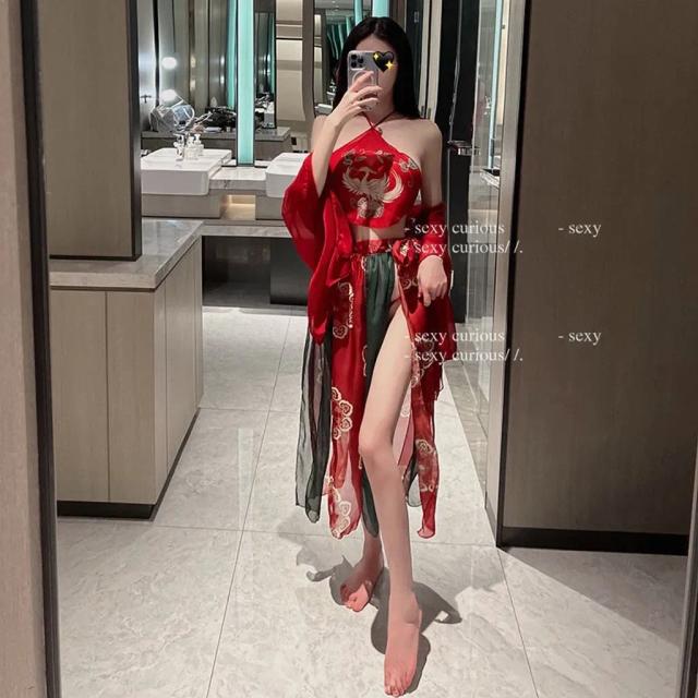 Đồ cosplay cổ trang Trung Hoa họa tiết hoa cao cấp set Hán phục áo yếm kèm khăn choàng tặng chip lọt khe gợi cảm N794