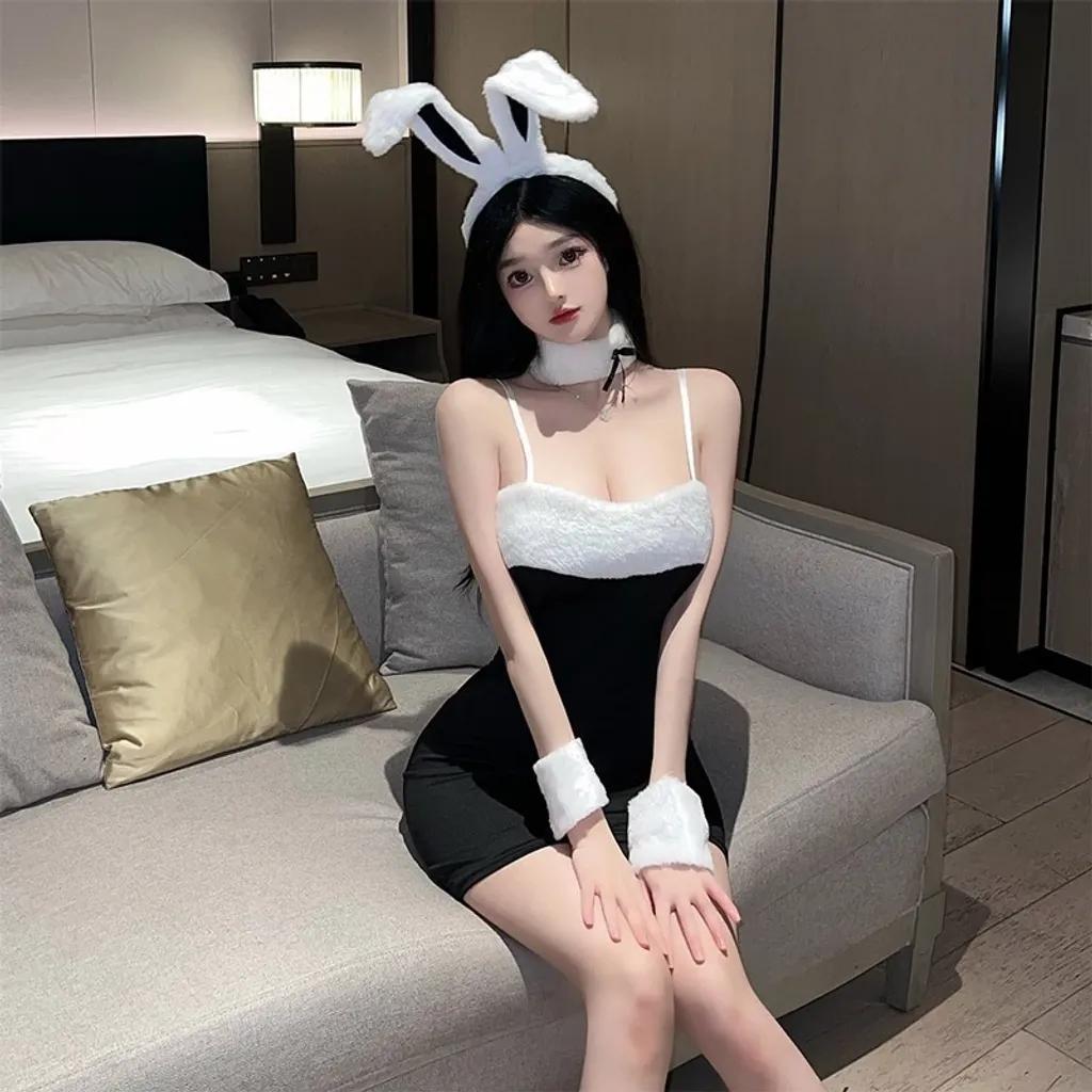 Cosplay bé thỏ bông bunny dáng ôm sexy gợi cảm có cài tai dễ thương váy ngủ 2 dây hồng đen kèm phụ kiện đáng yêu N740